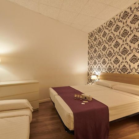 Hostal Mayerling Centro Barcelona Exteriör bild