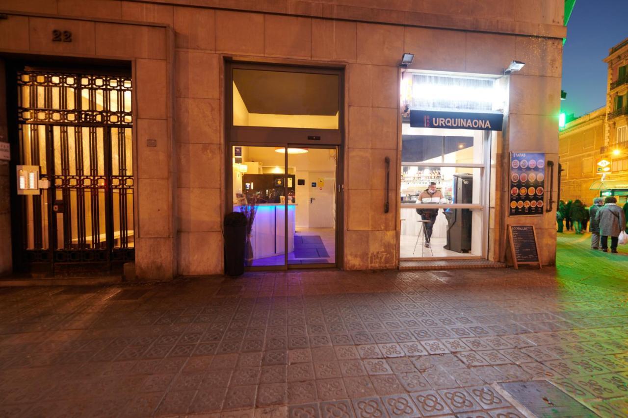 Hostal Mayerling Centro Barcelona Exteriör bild