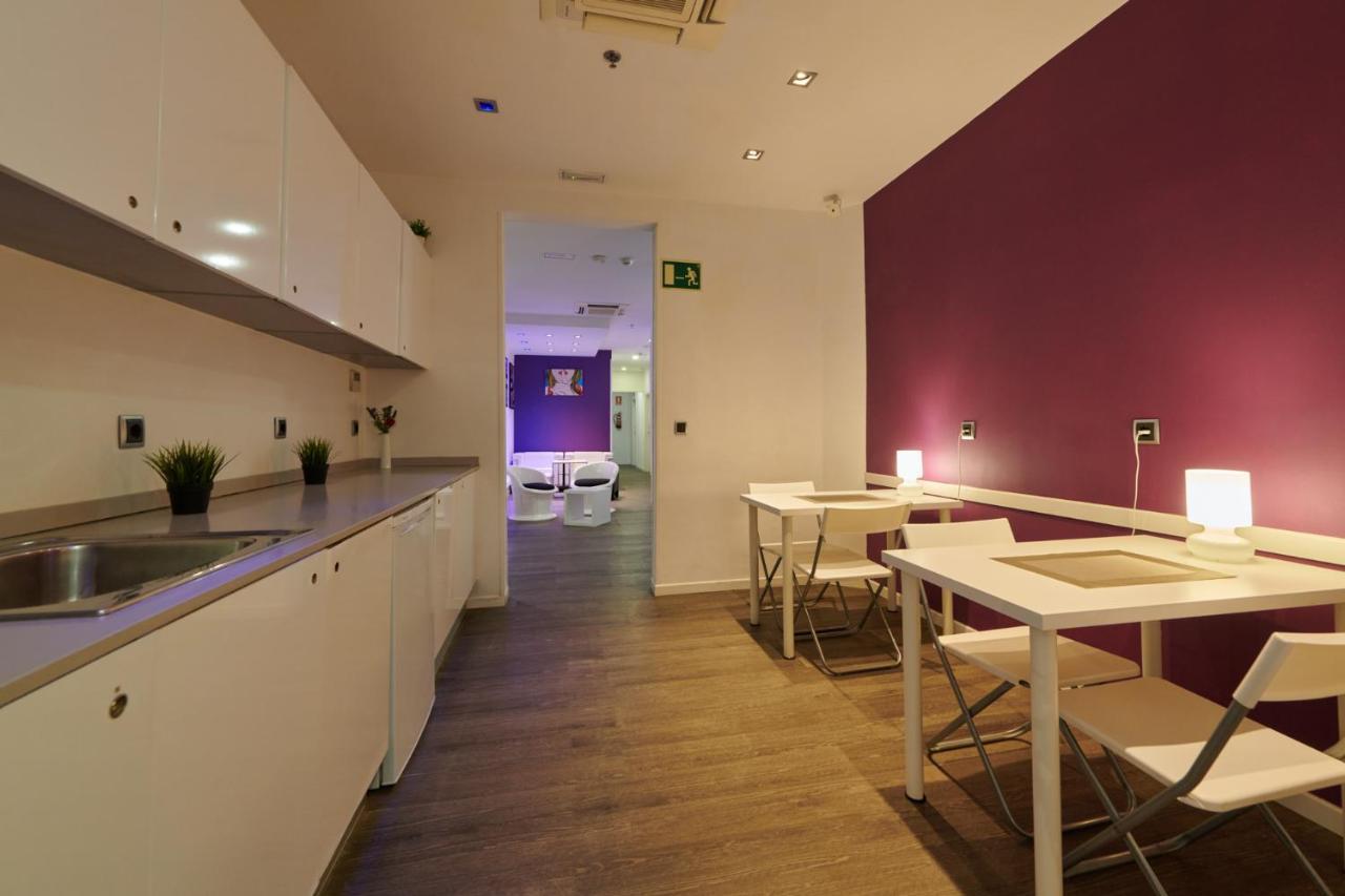 Hostal Mayerling Centro Barcelona Exteriör bild