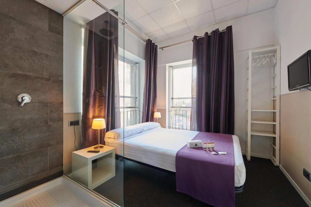 Hostal Mayerling Centro Barcelona Exteriör bild