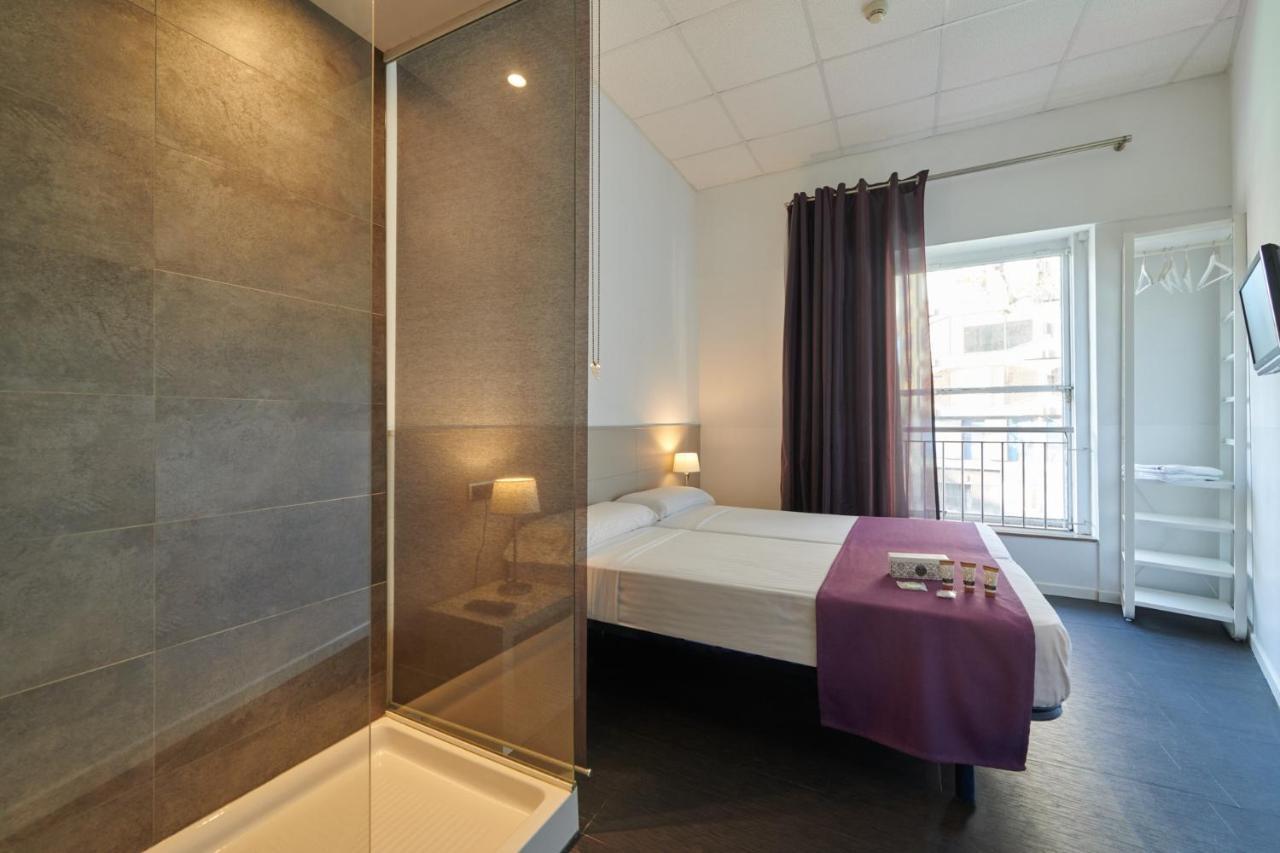 Hostal Mayerling Centro Barcelona Exteriör bild