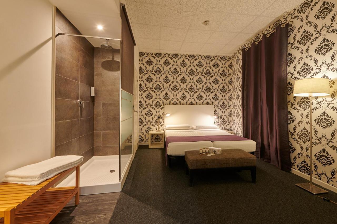 Hostal Mayerling Centro Barcelona Exteriör bild